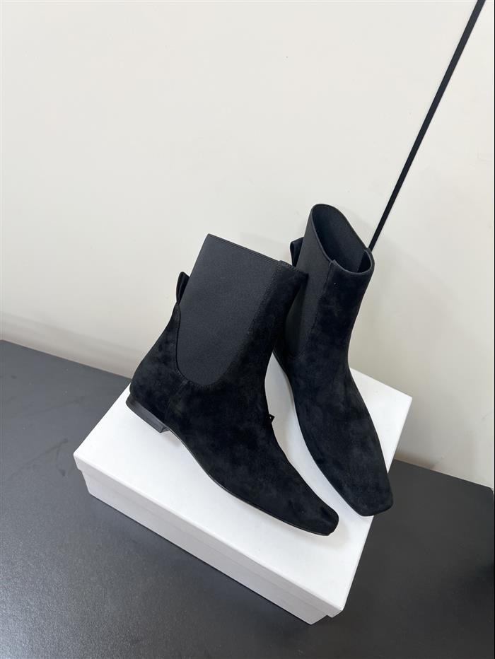 20251128174314707 370